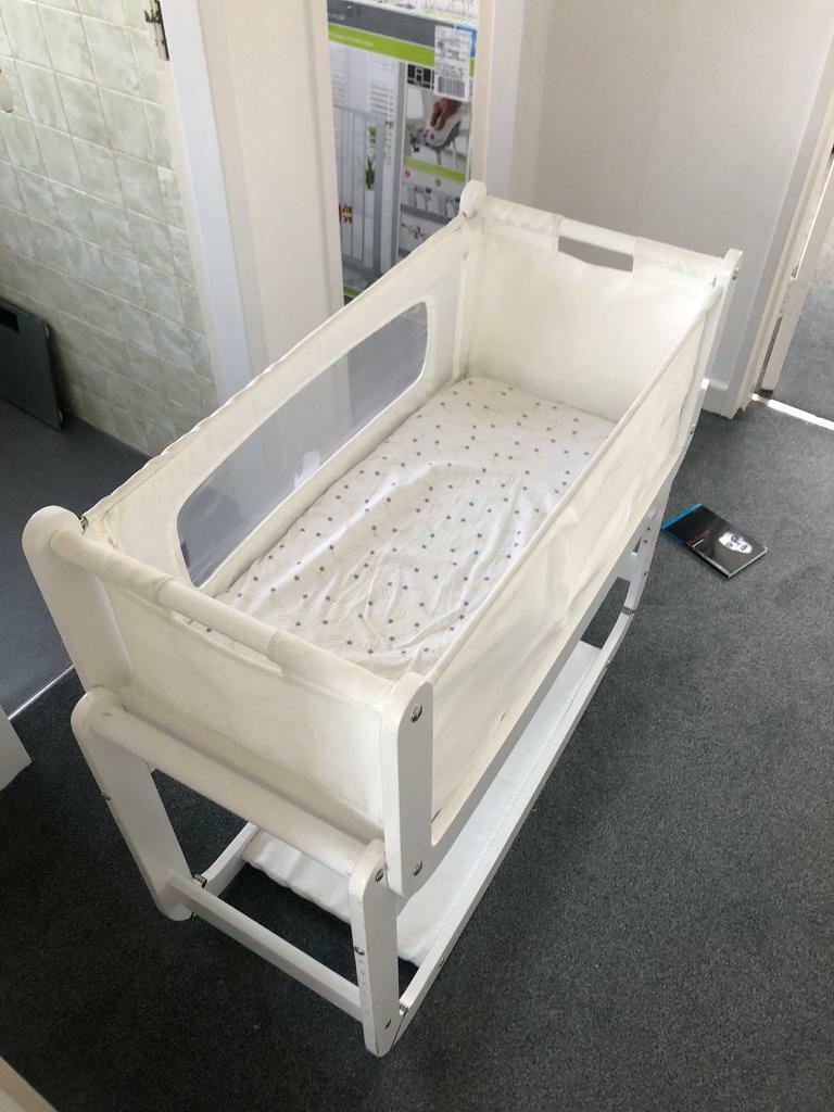 snuzpod2 bedside crib